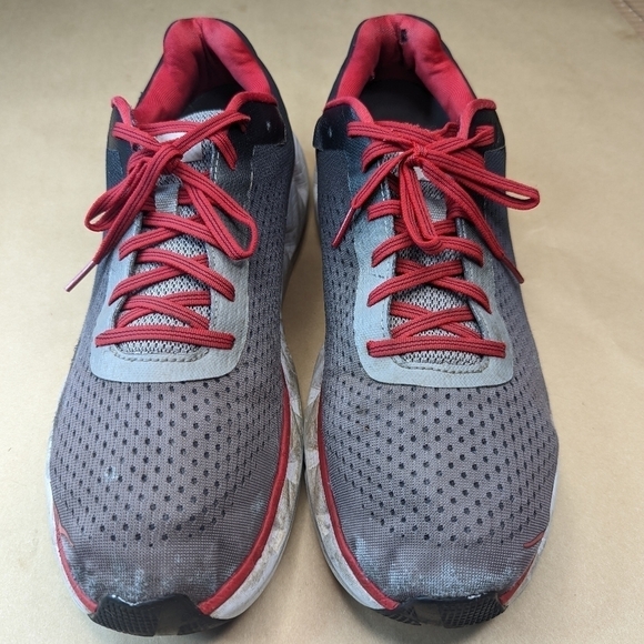 Hoka One One Elevon men's sz 13 running cross training ,  Grey/blk /red. Some fa - Picture 2 of 9